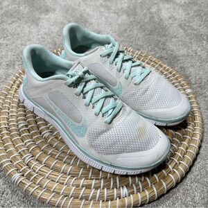 Nike Women’s Free 4.0 V3 Running Shoes Sneakers in White Light Aqua Size 8
